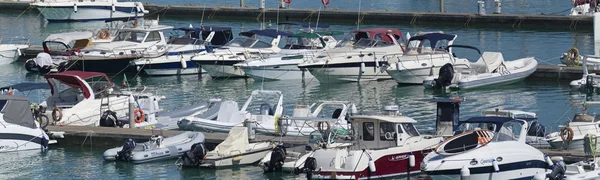 Italien Sizilien Mittelmeer Marina Ragusa Provinz Ragusa August 2019 Motorboote — Stockfoto