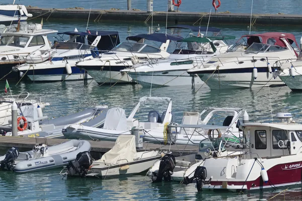 Italien Sizilien Mittelmeer Marina Ragusa Provinz Ragusa August 2019 Motorboote — Stockfoto