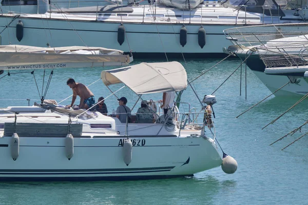 Italien Sizilien Mittelmeer Marina Ragusa Provinz Ragusa August 2019 Menschen — Stockfoto