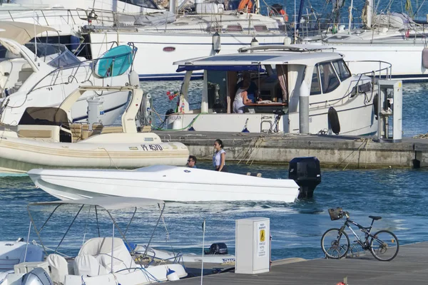 Talya Sicilya Akdeniz Marina Ragusa Ragusa Eyaleti Ağustos 2019 Limanda — Stok fotoğraf