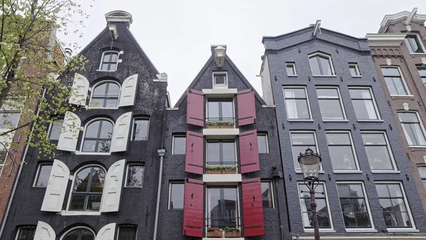 Голландия Амстердам Фасад Старых Частных Каменных Домов Центре Города — стоковое фото