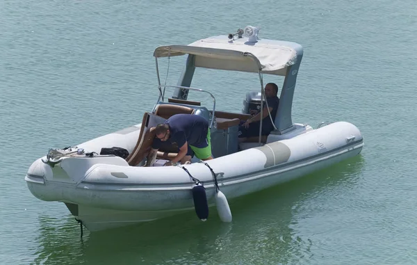 Italien Sizilien Mittelmeer Marina Ragusa Provinz Ragusa August 2019 Menschen — Stockfoto