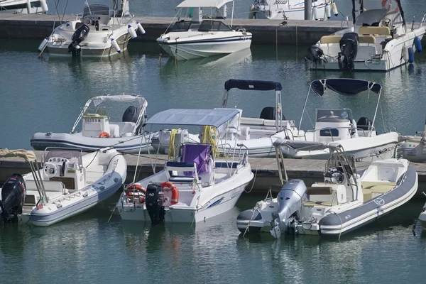 Talya Sicilya Akdeniz Marina Ragusa Ragusa Eyaleti Ağustos 2019 Limanda — Stok fotoğraf