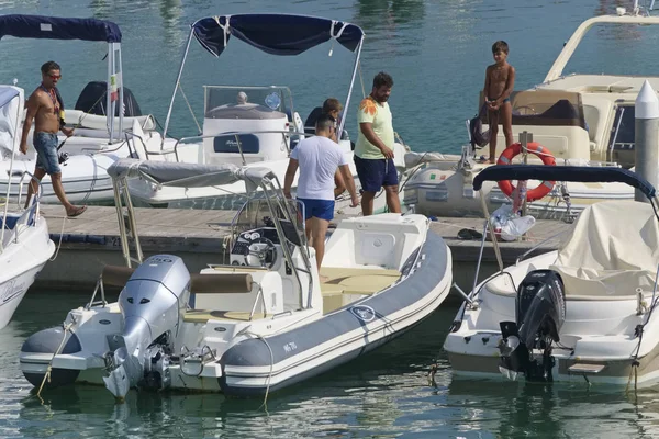 Italie Sicile Méditerranée Marina Ragusa Province Raguse Août 2019 Personnes — Photo