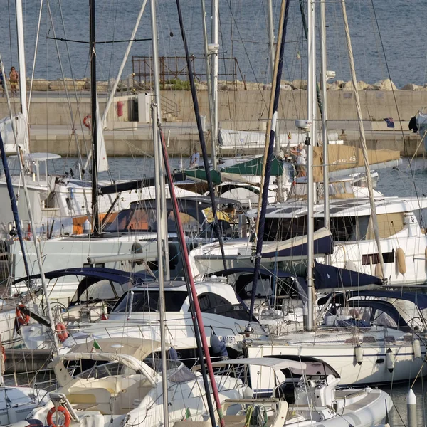 Italien Sicilien Medelhavet Marina Ragusa Provinsen Ragusa September 2019 Lyxbåtar — Stockfoto
