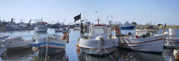 Italië Sicilië Scoglitti Provincie Ragusa September 2019 Siciliaanse Houten Vissersboten — Stockfoto