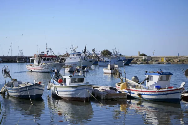 意大利 西西里岛 斯科格利蒂 拉古萨省 2019年9月30日 西西里木制渔船在港口 — 图库照片