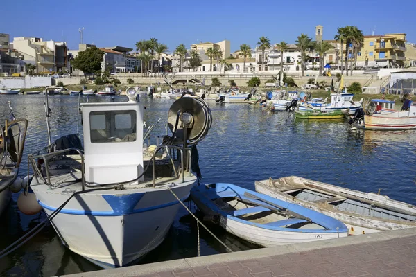 Italien Sicilien Scoglitti Provinsen Ragusa September 2019 Sicilianska Trä Fiskebåtar — Stockfoto