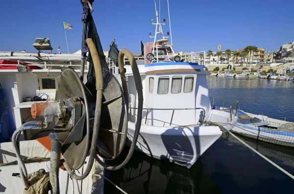 Italia Sicilia Scoglitti Provincia Ragusa Pescherecci Siciliani Legno Nel Porto — Foto Stock