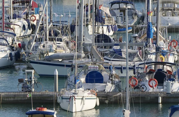 Italia Sicilia Middelhavet Marina Ragusa Ragusaprovinsen Oktober 2019 Seilbåter Havnen – stockfoto