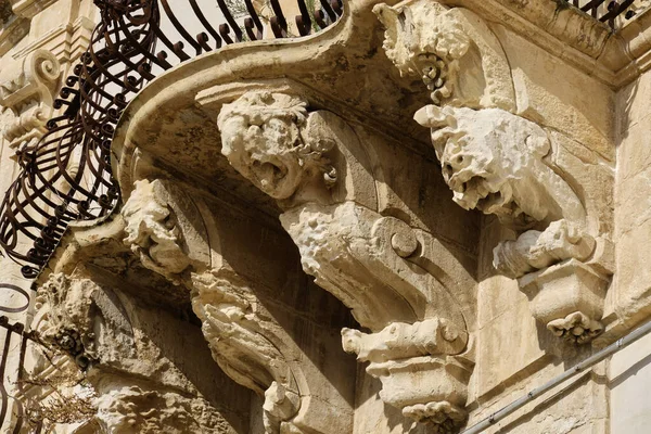 Itálie Sicílie Scicli Provincie Ragusa Barokní Fasáda Paláce Beneventano Ornamentálními — Stock fotografie