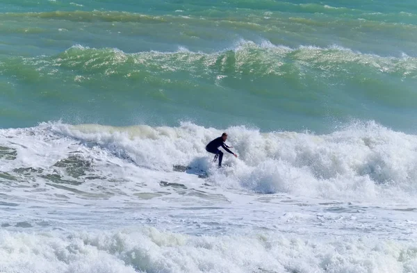 Italia Sicilia Mar Mediterraneo Marina Ragusa Ragusa Giugno 2020 Surfista — Foto Stock