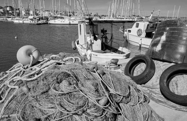 Italia Sicilia Marina Ragusa Provincia Ragusa Redes Barco Pesquero Local — Foto de Stock