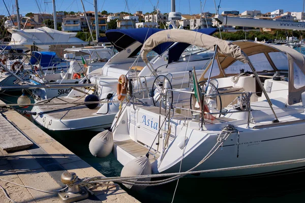 Italien Sizilien Mittelmeer Marina Ragusa Provinz Ragusa Juni 2020 Luxusyachten — Stockfoto