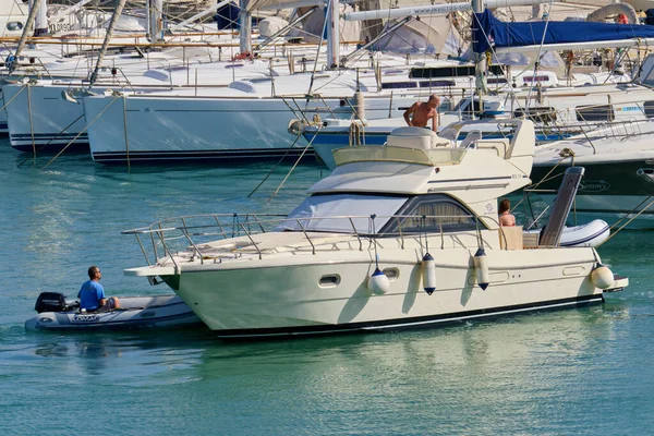 Italien Sizilien Mittelmeer Marina Ragusa Provinz Ragusa Juni 2020 Menschen — Stockfoto