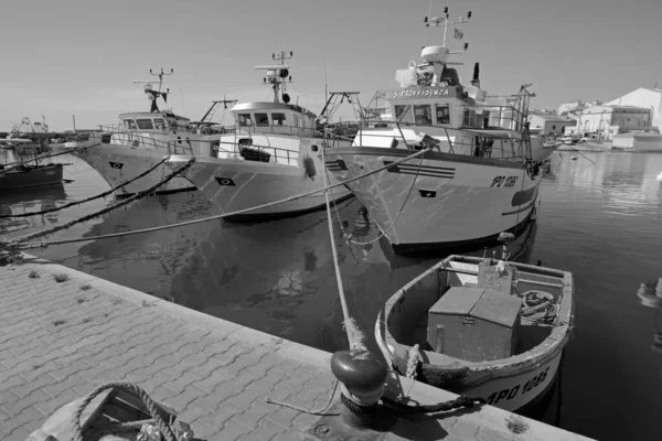 Talya Sicilya Scoglitti Ragusa Eyaleti Limanda Tahtadan Balıkçı Tekneleri — Stok fotoğraf