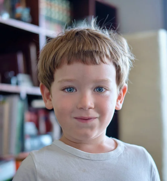 Jahre Altes Männliches Kinderporträt — Stockfoto