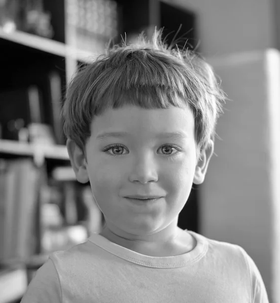 Anos Idade Masculino Criança Retrato — Fotografia de Stock