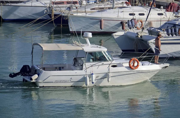 Italien Sizilien Mittelmeer Marina Ragusa Provinz Ragusa Juni 2020 Menschen — Stockfoto