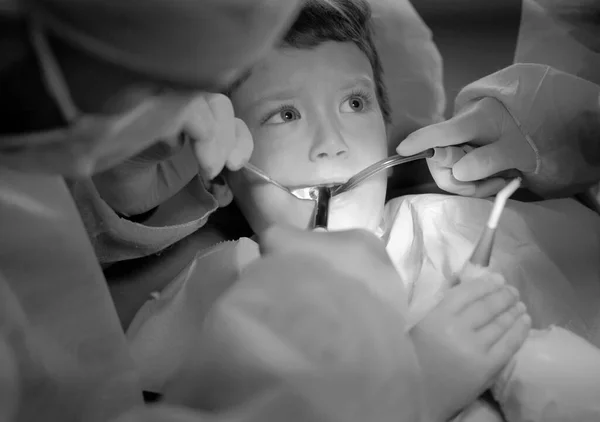 Enfant Ans Guéri Dans Une Clinique Dentaire — Photo