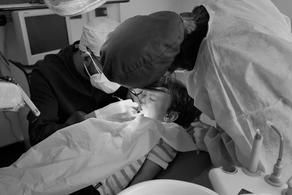 Enfant Ans Guéri Dans Une Clinique Dentaire — Photo