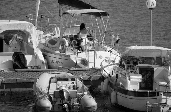 Italien Sizilien Mittelmeer Marina Ragusa Provinz Ragusa August 2020 Paar — Stockfoto