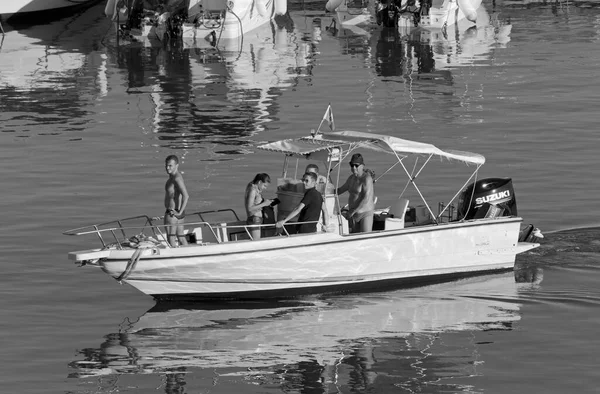 Italien Sizilien Mittelmeer Marina Ragusa Provinz Ragusa August 2020 Menschen — Stockfoto