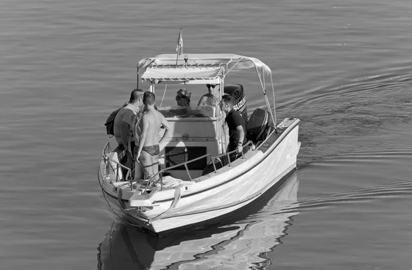 Italien Sizilien Mittelmeer Marina Ragusa Provinz Ragusa August 2020 Menschen — Stockfoto