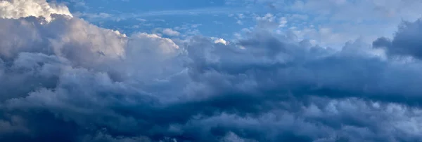 Italia Sicilia Mar Mediterráneo Nubes Tormentosas Canal Sicilia Invierno — Foto de Stock