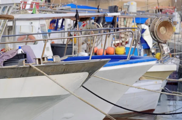 Italia Sicilia Marina Ragusa Provincia Ragusa Barcos Pesqueros Sicilianos Madera — Foto de Stock