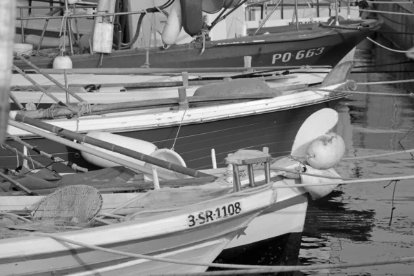 意大利 西西里 拉古萨港 拉古萨省 西西里木船 — 图库照片