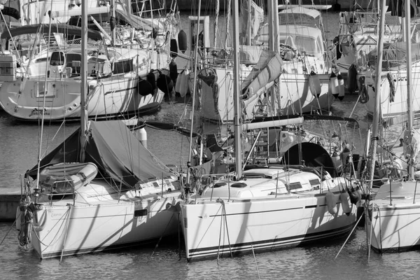 意大利 西西里 地中海 拉古萨海 拉古萨省 2020年10月8日 港口豪华游艇 Editorial — 图库照片