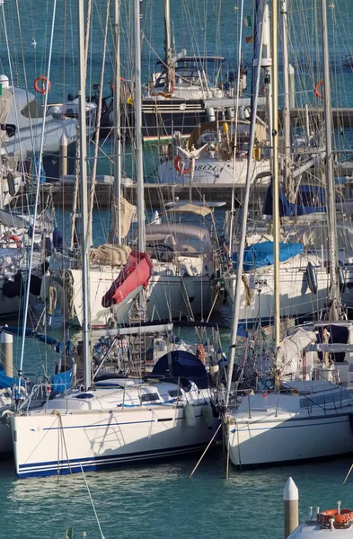 Italien Sicilien Medelhavet Marina Ragusa Ragusaprovinsen Oktober 2020 Segelbåtar Hamnen — Stockfoto