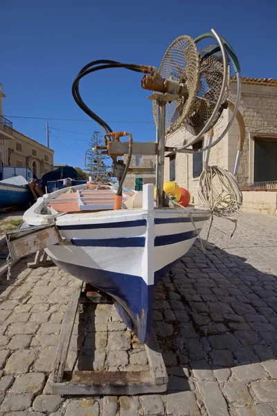 Italien Sizilien Mittelmeer Sampieri Provinz Ragusa Lokale Fischerboote Land — Stockfoto