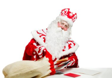 Noel Baba beyaz arka plan üzerinde izole. Ded moroz