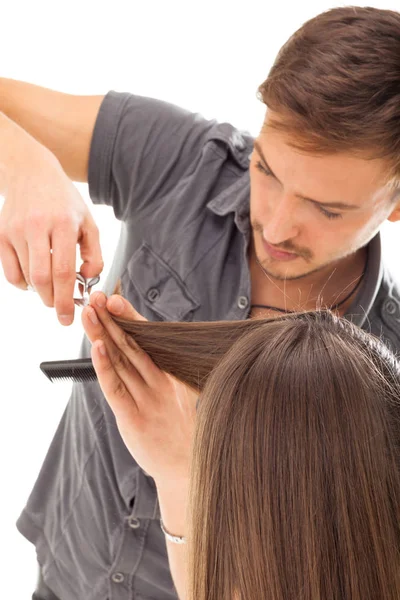 長い髪のモデル 白い背景で隔離のプロの美容師 — ストック写真