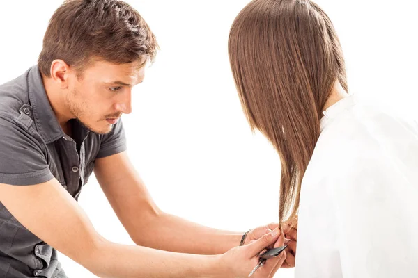 Coiffeur Professionnel Avec Modèle Cheveux Longs Isolé Sur Fond Blanc — Photo