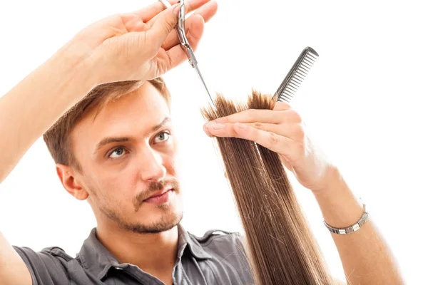 Coiffeur Professionnel Avec Modèle Cheveux Longs Isolé Sur Fond Blanc — Photo