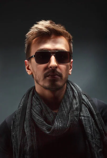 Portrait Handsome Guy Wearing Sunglasses Low Key Image — Stock Photo, Image