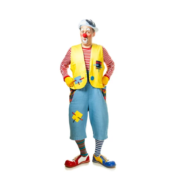 Een grappige clown met een glimlachende vrolijke uitdrukking — Stockfoto