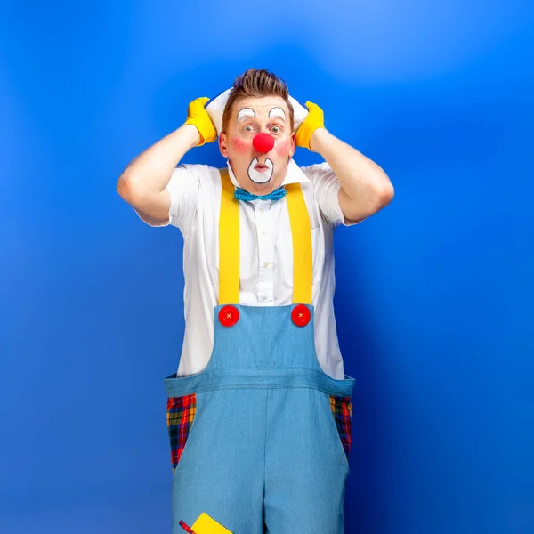 A funny clown with smiling joyful expression — Stock Photo, Image