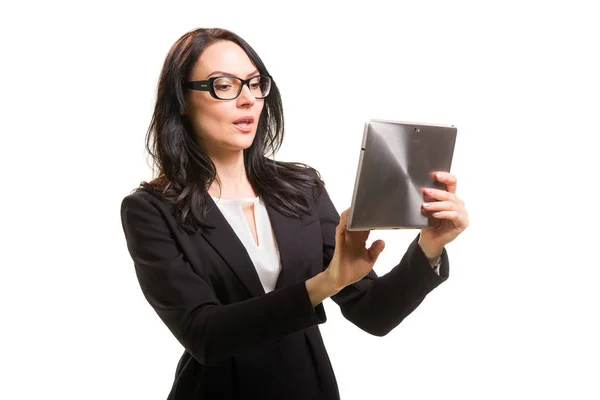 Portrait of business woman in eyeglasses holding tablet computer — Stock Photo, Image