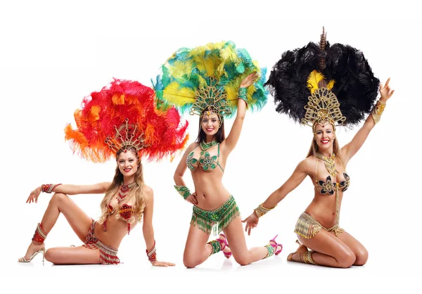 Brazilské ženy, tanec samba bílé pozadí — Stock fotografie