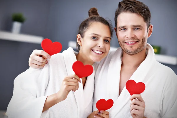 Adult happy couple relaxing in spa salon — Stock Photo, Image