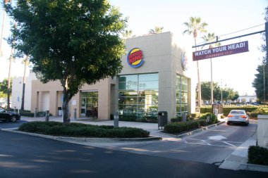 Burger King restoranı, fast food konsepti.