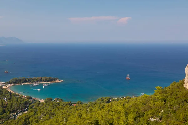 dağlardan koya yatay yönlendirme görünümü