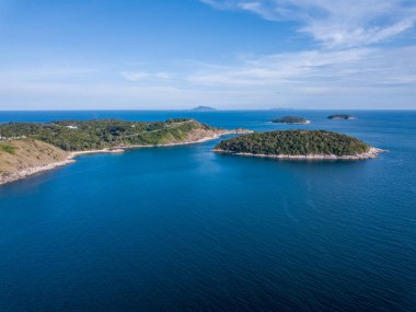 Andaman Denizi 'ndeki Phuket' e meydan okuyan ıssız küçük bir ada..