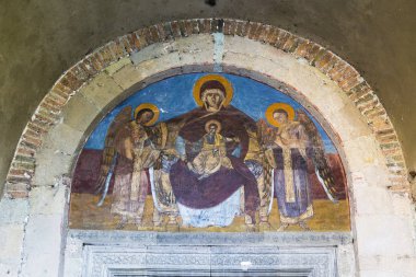 XI. yüzyıl Svetitskhoveli ünlü Ortodoks Katedrali kapısı simgesi. Mtsheta. Gürcistan