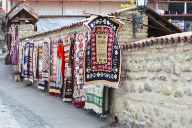 Gürcü ulusal desenli halı satışı