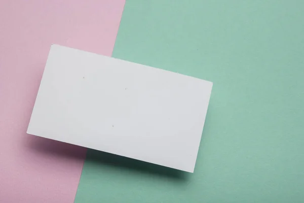Renkli arka planda kartvizitler. Düz Yat. metin için boşluk kopyala — Stok fotoğraf